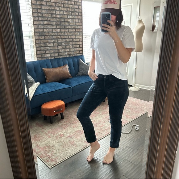 Brooks Brothers Navy Corduroy Pants | Size 4 | Straight Leg Classic Fit - Picture 3 of 7